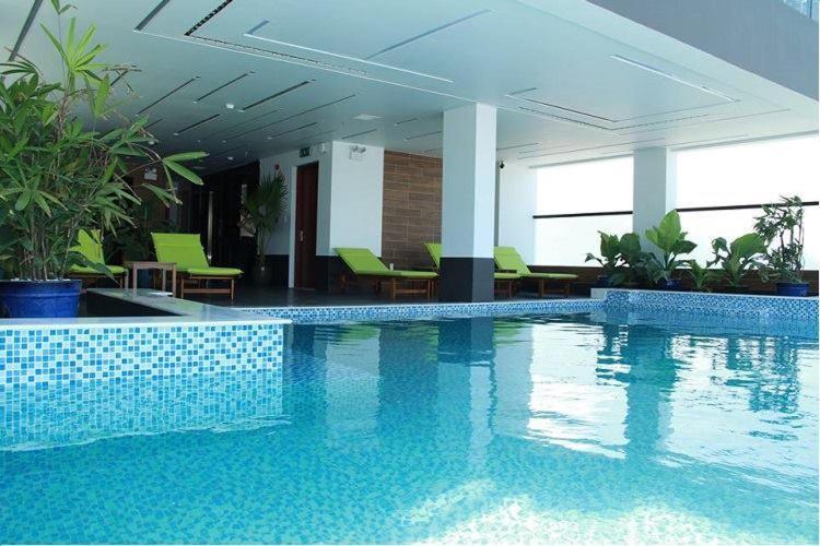 Daisy Hotel Nha Trang Esterno foto