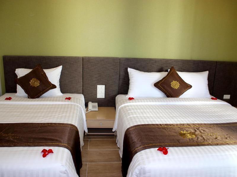 Daisy Hotel Nha Trang Esterno foto