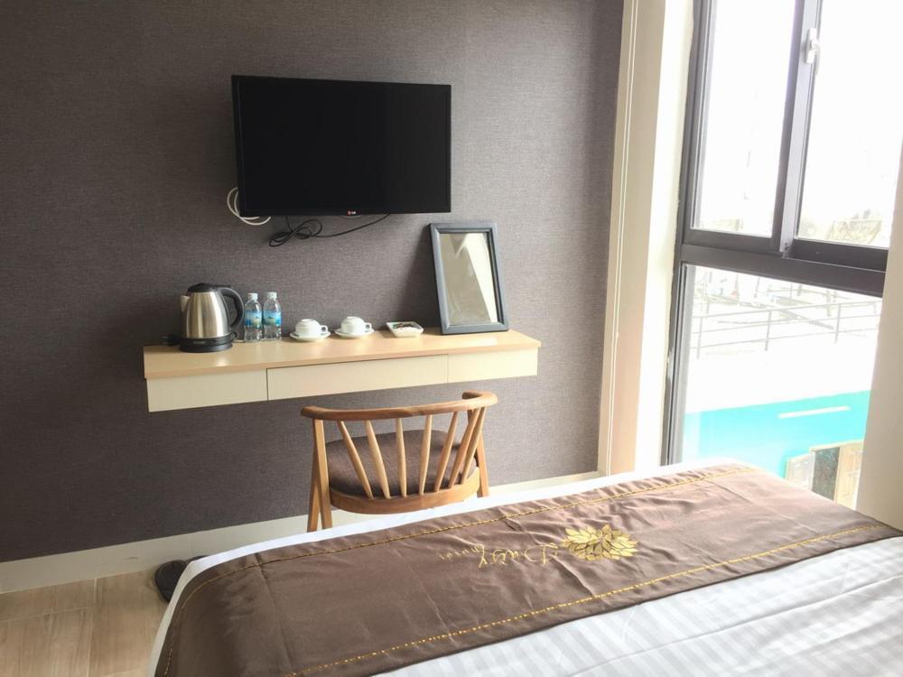 Daisy Hotel Nha Trang Esterno foto